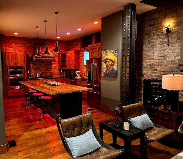 A view of the Dungeon Castle open floor plan. 