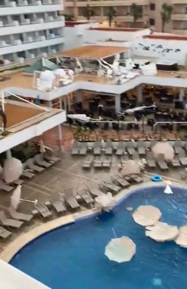 A P&O Ferry also crashed due to the extreme weather