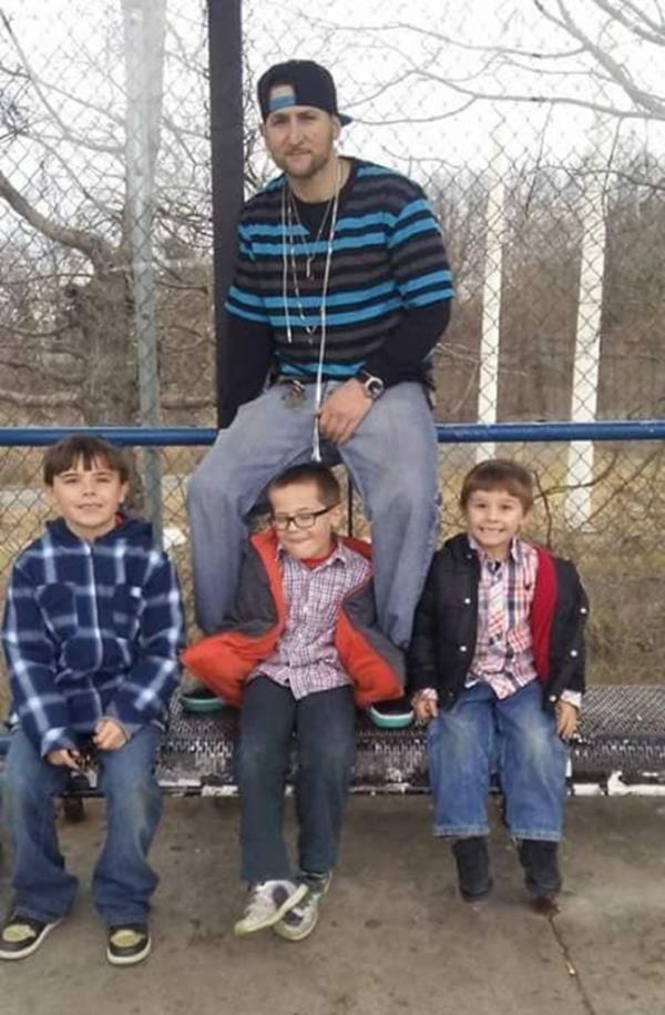 Christopher Wright and his children.