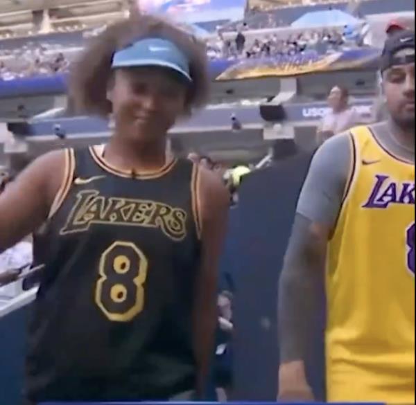 Naomi Osaka has been sporting a Kobe Bryant jersey at the U.S. Open.
