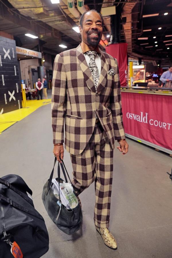 Clyde Frazier would've liked playing for Tom Thibodeau because he played for Red Holzman, he said.