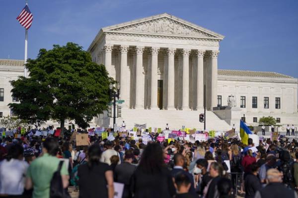 Crowd gathering outside the Supreme Court, Washington, DC on May 3, 2022, following a leaked draft suggesting Roe vs. Wade might be overturned