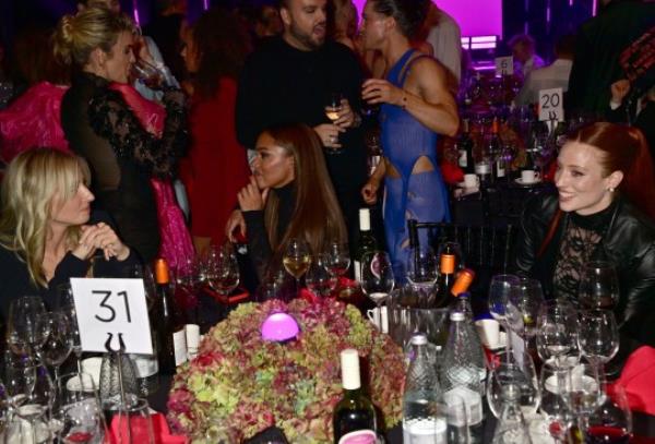 Alex Scott and Jess Glynne
