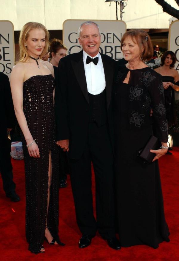 Nicole Kidman and her parents at the 2002 Golden Globe Awards
