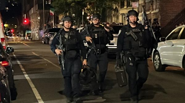Heavily armed officers respo<em></em>nded to the townhouse after Mugrabi reported Vaughn had barricaded himself in a bedroom