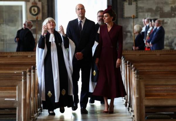 Britain's Prince William, Prince of Wales and Britain's Catherine, Princess of Wales visit St David's Cathedral in south-west Wales on September 8, 2023, to commemorate the life of Her Late Majesty Queen Elizabeth II on the first anniversary of her passing. (Photo by TOBY MELVILLE / POOL / AFP) (Photo by TOBY MELVILLE/POOL/AFP via Getty Images)