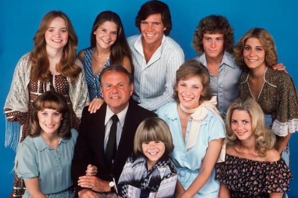 The Season 3 cast of 