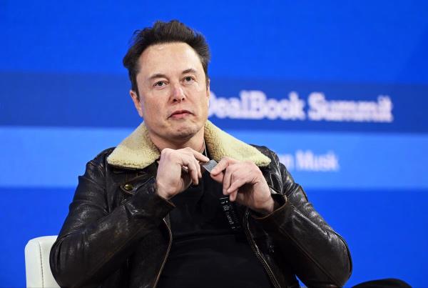 随着特斯拉(Tesla)股价在利润下滑后暴跌，埃隆·马斯克(Elon Musk)的财富缩水90亿美元