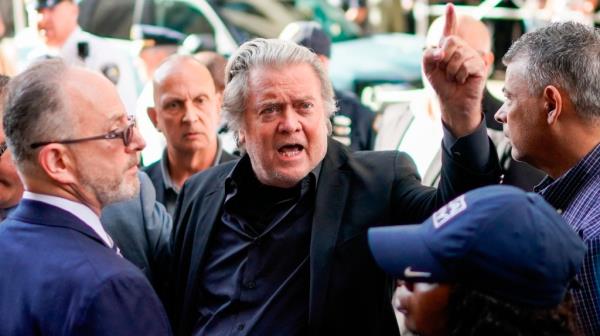 Steve Bannon.