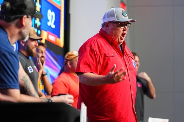  Eric Sto<em></em>nestreet participates in Friendly Feud at Children's Mercy Hospital during the Big Slick Celebrity Weekend benefiting Children's Mercy Hospital on May 31, 2024 in Kansas City, Missouri. 