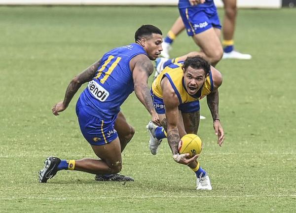 Jamaine Jo<em></em>nes (right) won’t play against Adelaide despite being named.