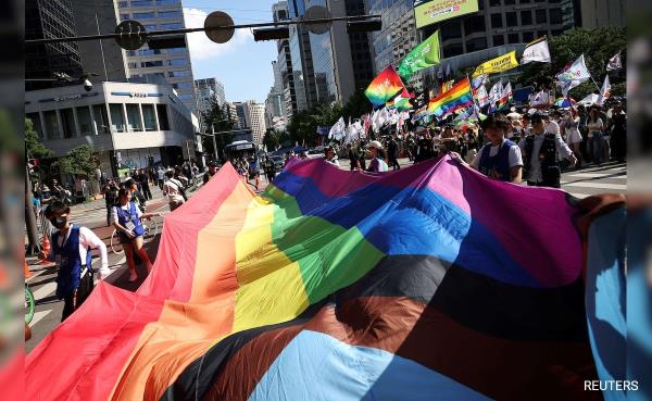 Thousands Rally In South Korea For Pride Celebrations Despite Ban On Usual Venue