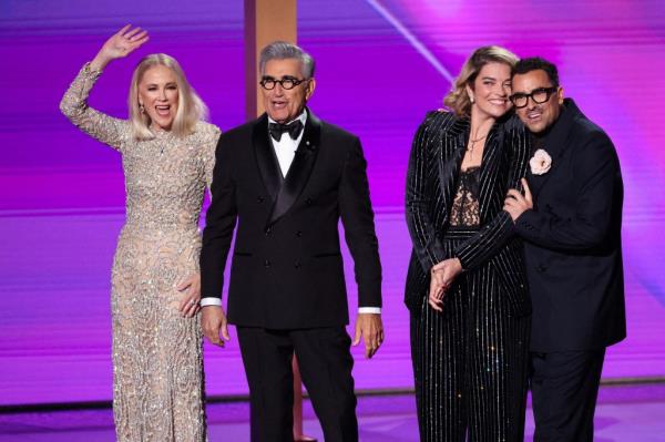 Catherine O'Hara, Eugene Levy, Annie Murphy and Dan Levy