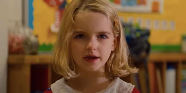 Mary (Mckenna Grace) in a classroom in Gifted