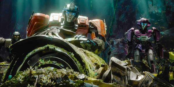 Bumblebee and Elita1 find the remains of a Transformer in Transformers One