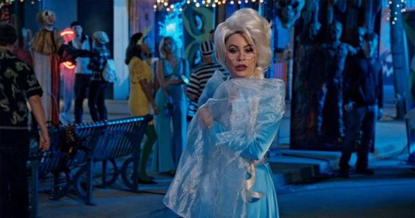 Sofia Vergara in Modern Family Halloween episode